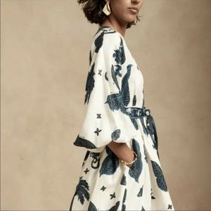 100% Linen Banana Republic A-Line dress with balloon sleeves